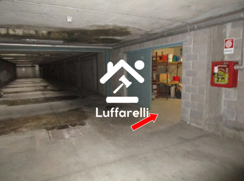 Immagine di MAGAZZINO VIA FRATELLI DI DIO – MAGENTA  (MI)