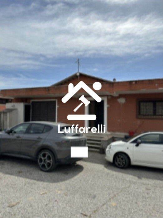 Immagine di MAGAZZINO VIA MONTE CUCCO – CASTELNUOVO DI PORTO (RM)