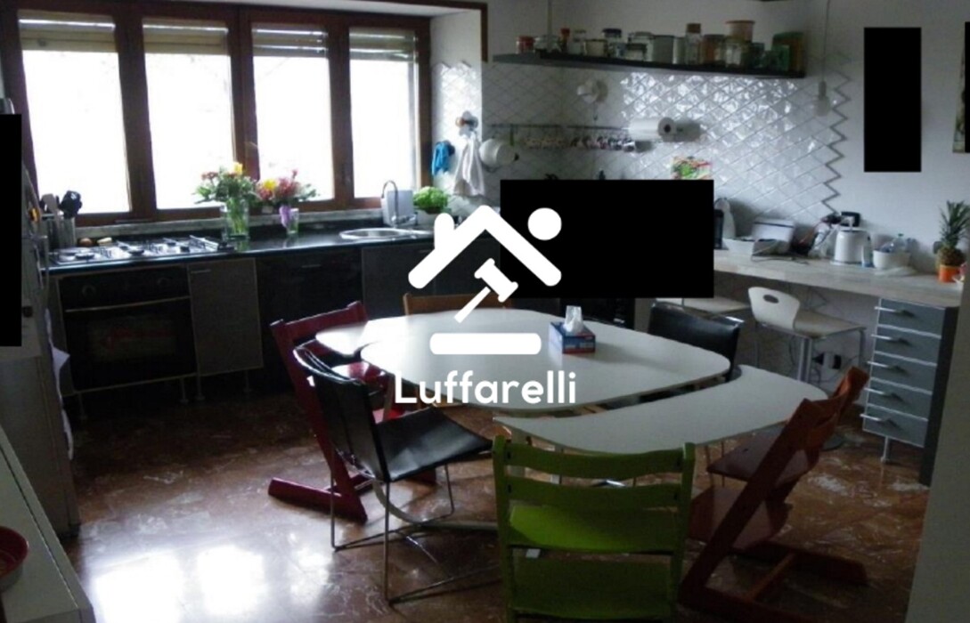 Immagine di VILLA VIA DELLA SELVA – COLLEFERRO (RM)