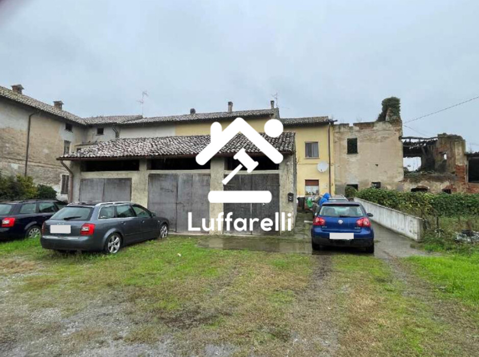 Immagine di APPARTAMENTO CASCINA CANTONALE – CHIGNOLO PO (PV)