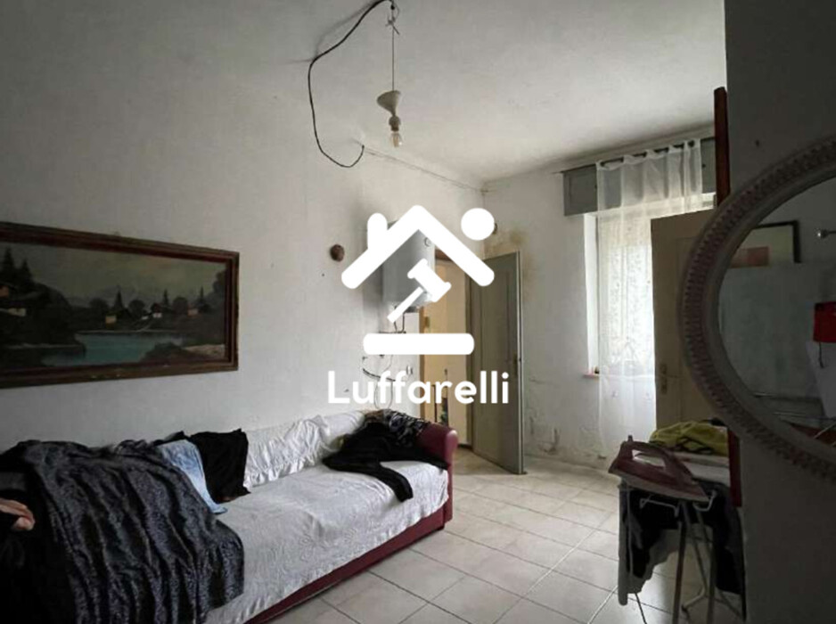 Immagine di APPARTAMENTO CASCINA CANTONALE – CHIGNOLO PO (PV)