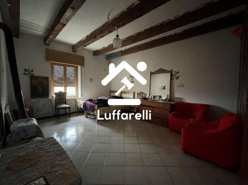 Immagine di APPARTAMENTO CASCINA CANTONALE – CHIGNOLO PO (PV)