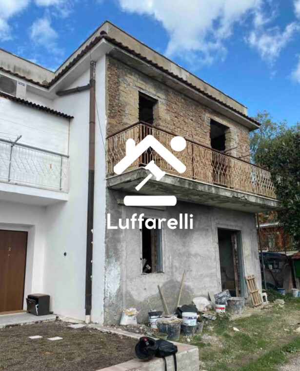 Immagine di NEGOZIO O LOCALE COMMERCIALE VIA ARISTIDE FACCIOLI – ROMA