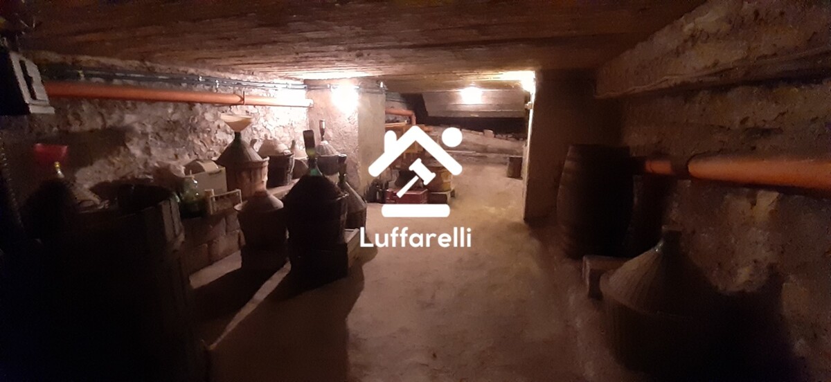 Immagine di ATTIVITÀ RICETTIVE / SCOPO COMMERCIALE VIA ALDO MORO  – TAGLIACOZZO