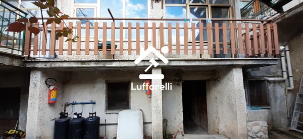 ATTIVITÀ RICETTIVE / SCOPO COMMERCIALE VIA ALDO MORO  - TAGLIACOZZO — foto 9