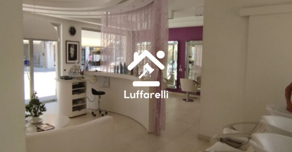 NEGOZIO O LOCALE COMMERCIALE VIA GIUSEPPE MAZZINI - PORTO SANT'ELPIDIO — foto 4