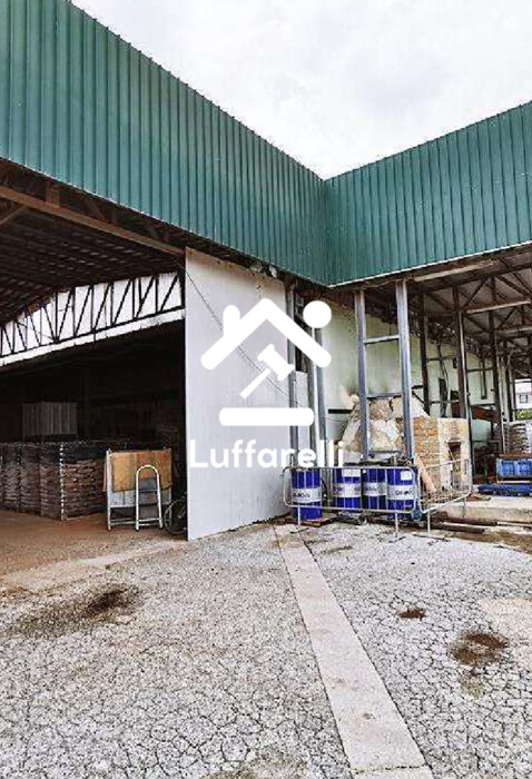 Immagine di IMPIANTO FOTOVOLTAICO E TERRENI VIA MAREMMANA – SABAUDIA(LT)