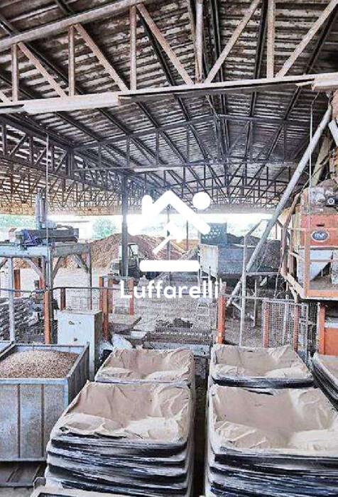 Immagine di IMPIANTO FOTOVOLTAICO E TERRENI VIA MAREMMANA – SABAUDIA(LT)