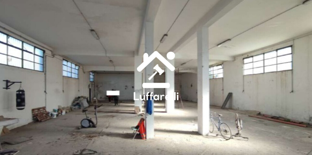 Immagine di MAGAZZINO VIA LAGO DI NEMI – MONTE COMPATRI (RM)