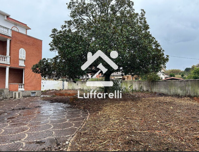 Immagine di VILLA VIA VENEZIA – ARDEA (RM)