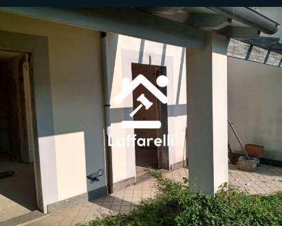 Immagine di AUTORIMESSA VIALE EUROPA – CAPRANICA (VT)