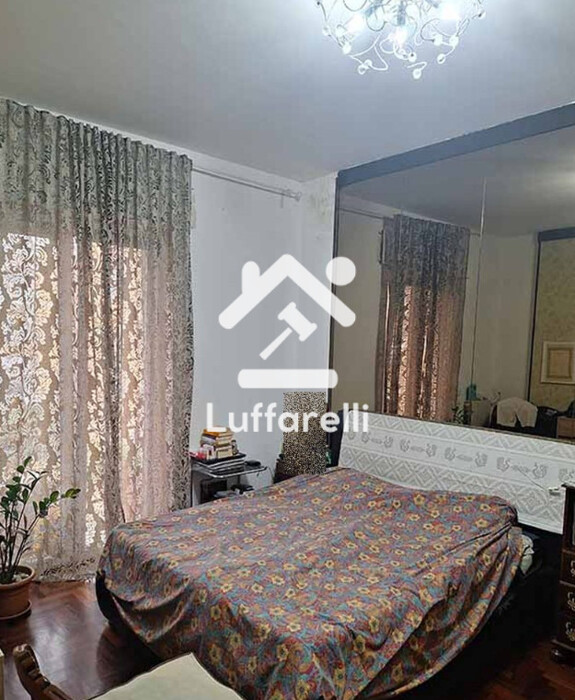 Immagine di APPARTAMENTO VIA ALBERICO DA ROSATE – ROMA