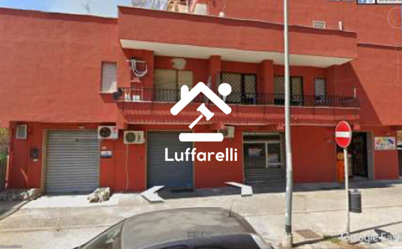 Immagine di NEGOZIO O LOCALE COMMERCIALE VIALE MANZONI – POMEZIA
