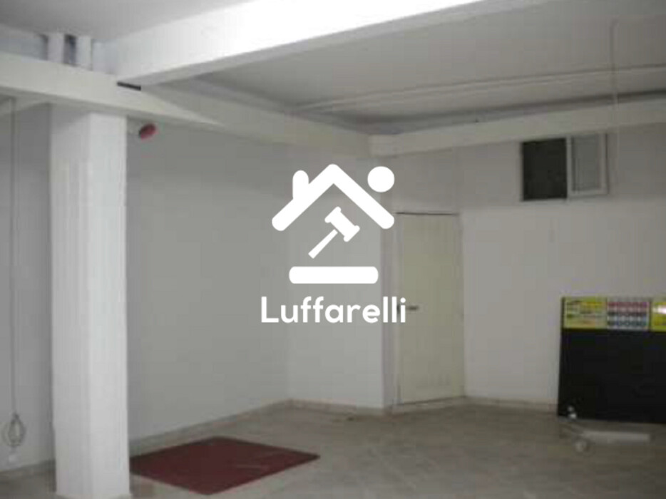 Immagine di NEGOZIO O LOCALE COMMERCIALE VIALE MANZONI – POMEZIA