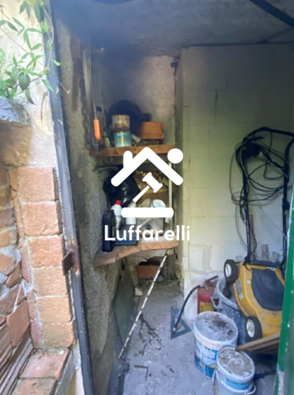 Immagine di VILLINO VIA CAMPO DI CARNE – ARDEA (RM)