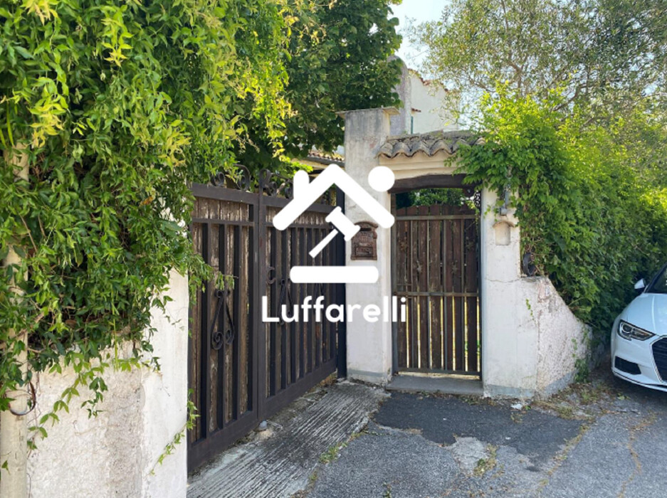 Immagine di VILLINO VIA CAMPO DI CARNE – ARDEA (RM)