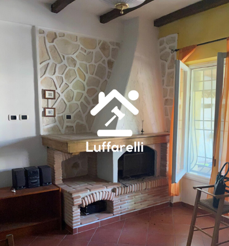 Immagine di VILLINO VIA CAMPO DI CARNE – ARDEA (RM)