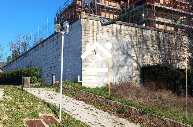 Immagine di MAGAZZINO VIALE ROMA – MASSA MARTANA (PG)