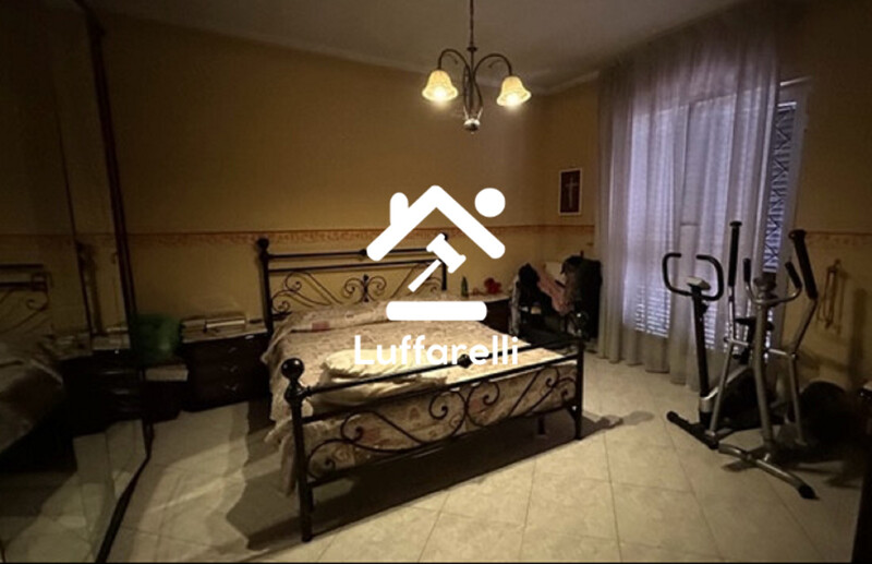 Immagine di APPARTAMENTO VIA PEDICA DI TOR ANGELA – ROMA