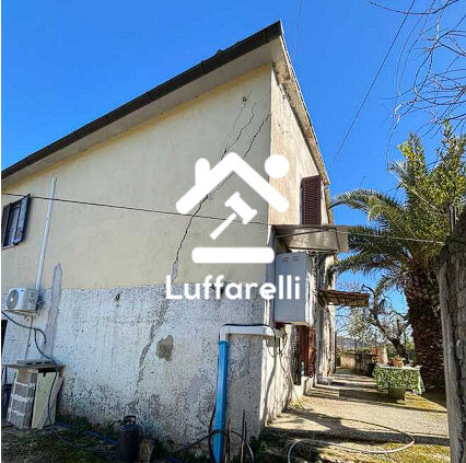 Immagine di VILLINO VIA DELLA NOCE – TARANO (RI)