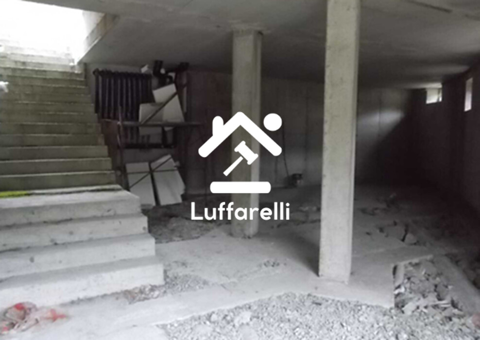 Immagine di EDIFICIO ARTIGINALE-COMMERCIALE VIA NAZIONALE – PORTE DI RENDENA (TN)