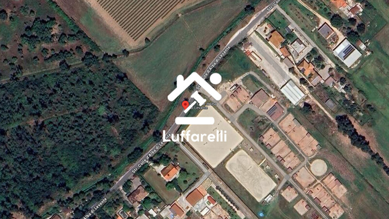 Immagine di FABBRICATO INDUSTRIALE STRADA COLLE D’ALBA DI LEVANTE (LT)