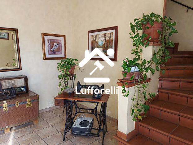 Immagine di NEGOZIO VIA FARENSE – POGGIO NATIVO (RI)