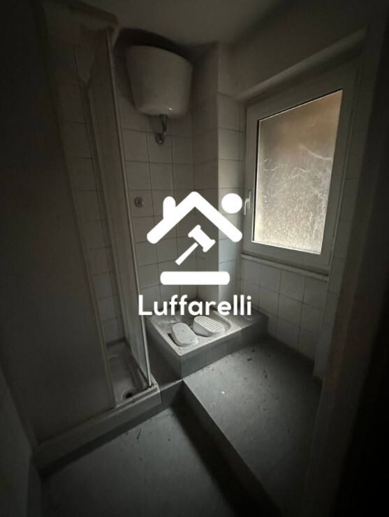 Immagine di MAGAZZINO VIA FEDERICO JORINI – ROMA