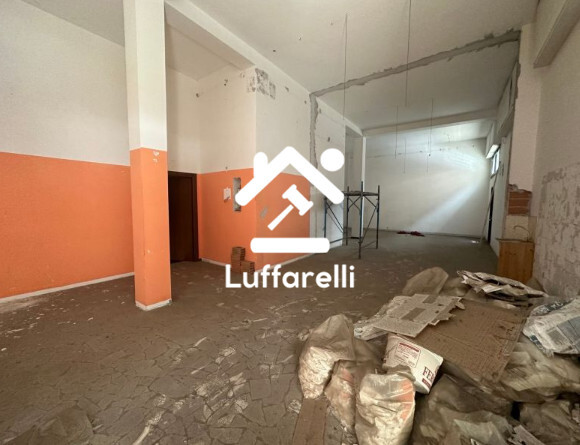 MAGAZZINO VIA FEDERICO JORINI - ROMA — foto 3