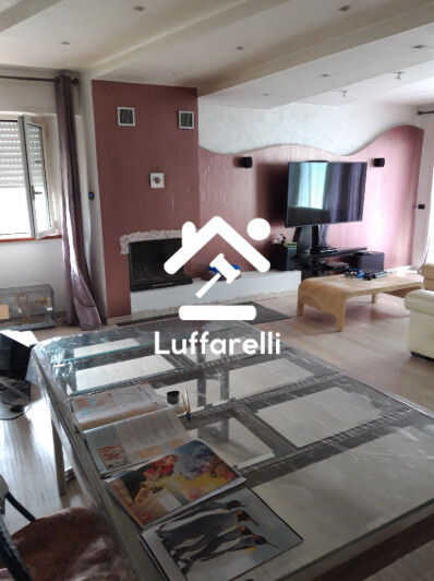 Immagine di VILLINO VIA PORTOGALLO – LATINA