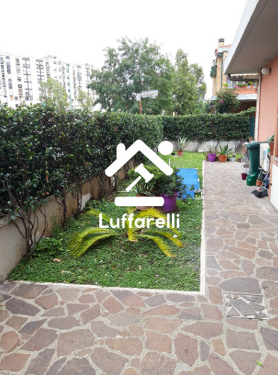 Immagine di VILLINO VIA PORTOGALLO – LATINA