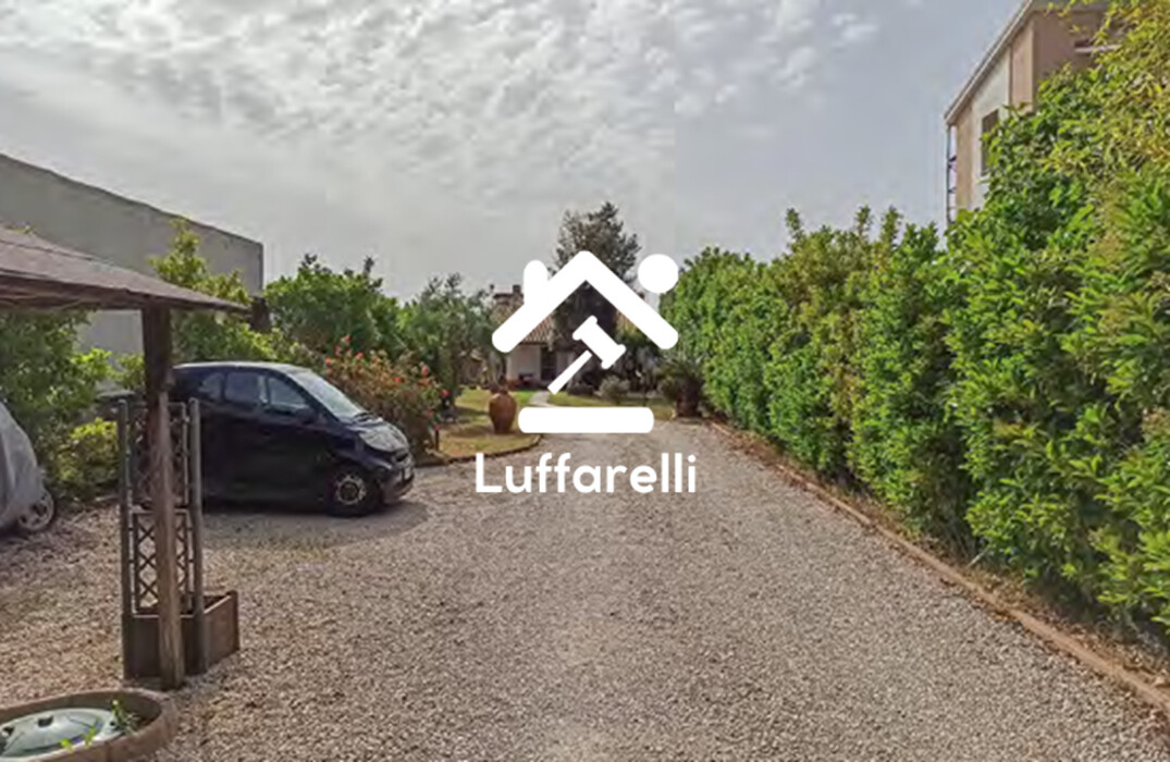 Immagine di VILLINO STRADA  PONTINA 148 KM 74 – LATINA (LT)