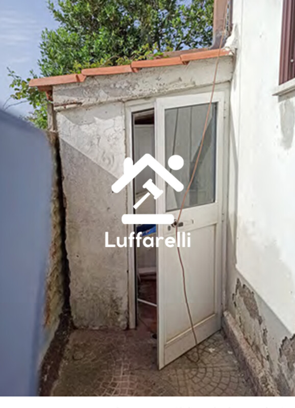 Immagine di VILLINO STRADA  PONTINA 148 KM 74 – LATINA (LT)