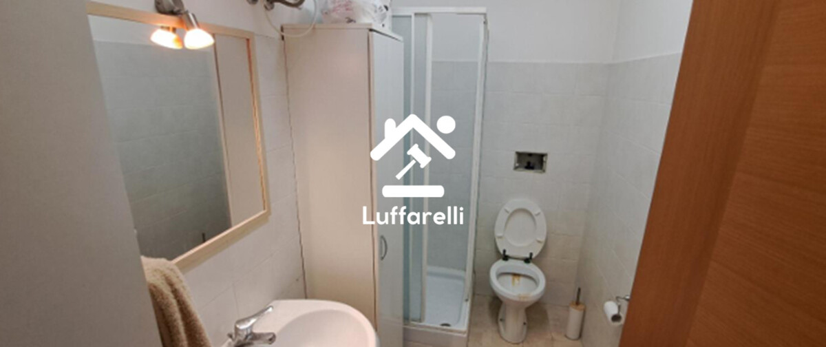 Immagine di NEGOZIO O LOCALE COMMERCIALE STRADA MOROLENSE S.N.C. – FROSINONE