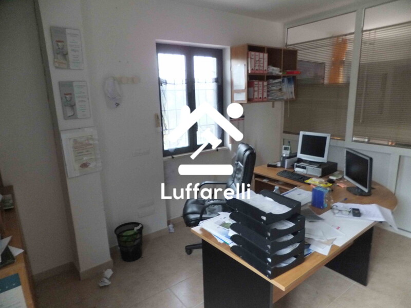 Immagine di FABBRICATO ARTIGIANALE VIA MARCANTONIO COLONNA – FIUGGI (FR)