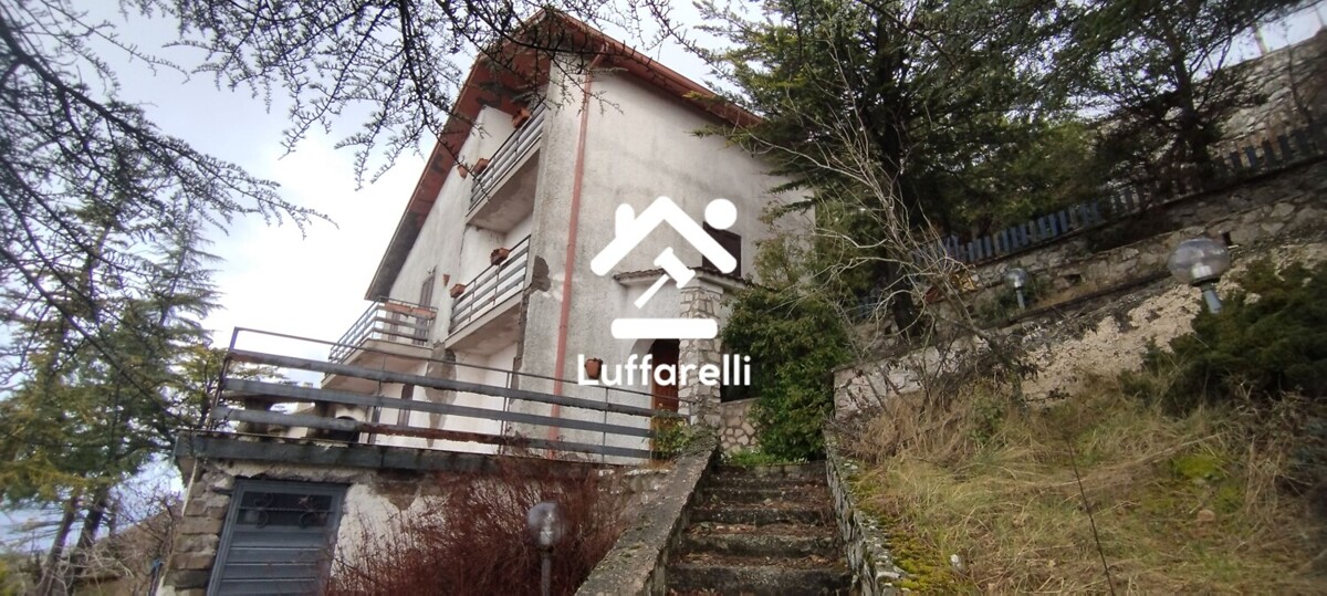 Immagine di VILLETTA VIA DEI DELTAPLANI – FROSINONE