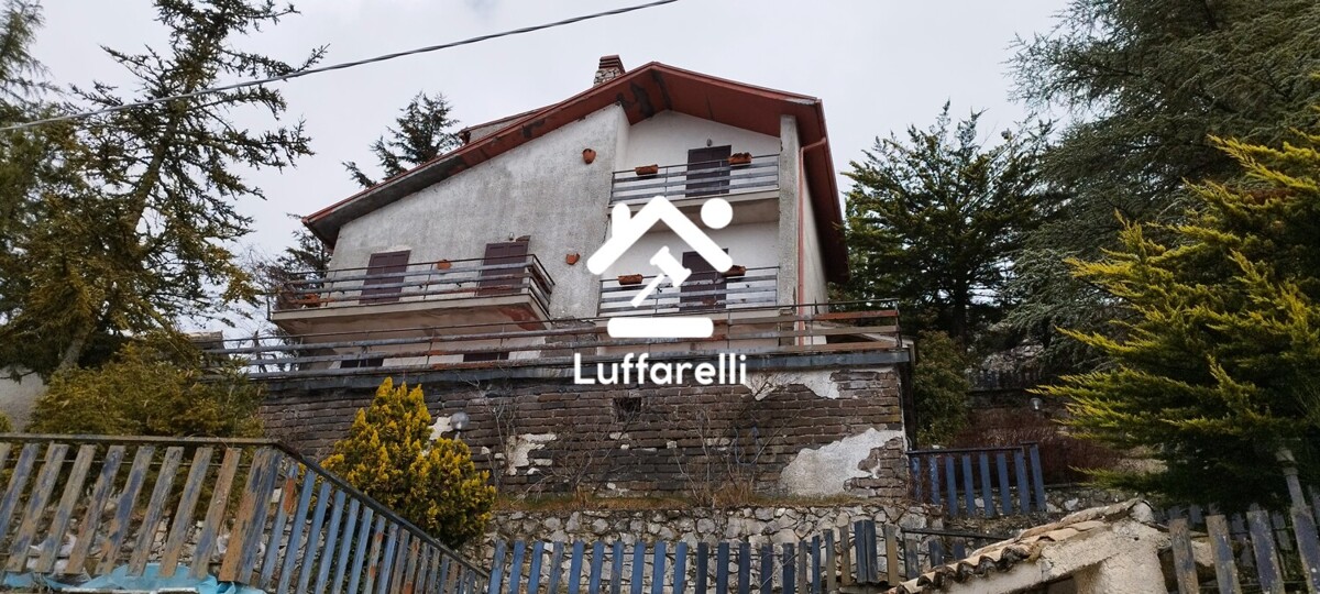 Immagine di VILLETTA VIA DEI DELTAPLANI – FROSINONE