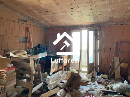 Immagine di VILLA VIA VAL PESARINA – APRILIA (LT)