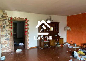 Immagine di VILLA VIA VAL PESARINA – APRILIA (LT)