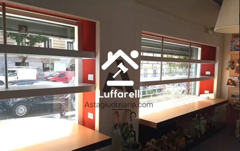 Immagine di NEGOZIO VIALE SOMALIA – ROMA