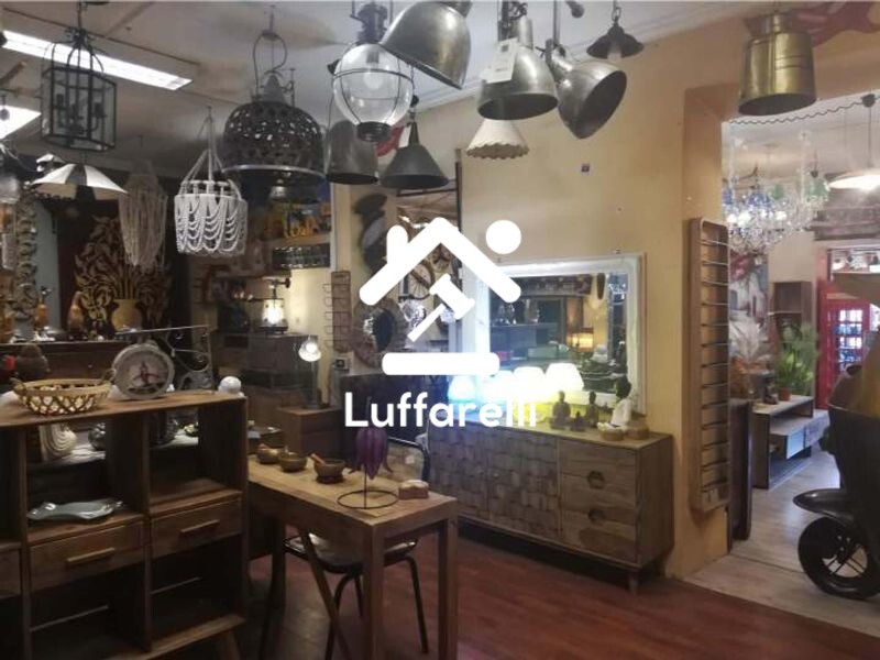 Immagine di FABBRICATO E TERRENI VIA CIRCONVALLAZIONE ORIENTARE – ROMA