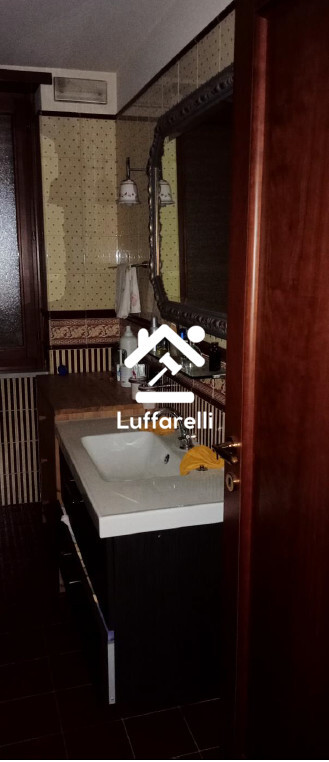 Immagine di APPARTAMENTO VIA CENADI – ROMA