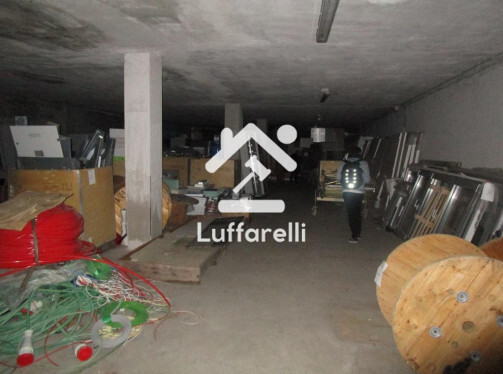 MAGAZZINO VIA FRATELLI DI DIO - MAGENTA (MI) — foto 5