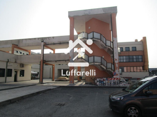 Immagine di MAGAZZINO VIA FRATELLI DI DIO – MAGENTA (MI)