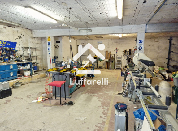 Immagine di MAGAZZINO VIALE GIACOMO MATTEOTTI – GENZANO (RM)