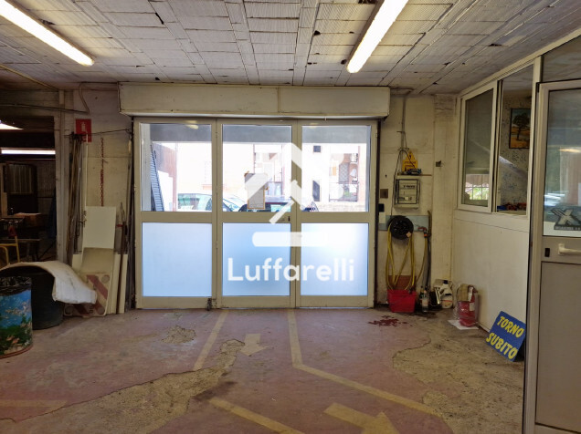 Immagine di MAGAZZINO VIALE GIACOMO MATTEOTTI – GENZANO (RM)