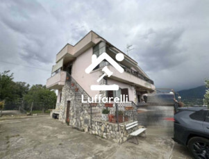 Immagine di APPARTAMENTO STRADA DI COLLE FAGIANO – PALOMBARA SABINA (RM)