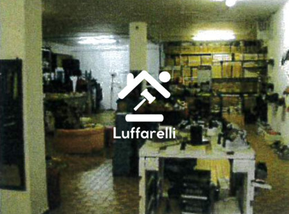 Immagine di MAGAZZINO VIA CASSIA – SUTRI (VT)