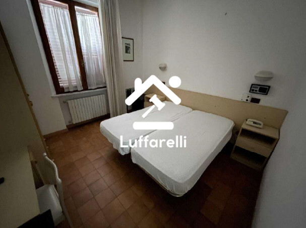 Immagine di ATTIVITÀ RICETTIVE / SCOPO COMMERCIALE VIALE G. BACCELLI – CHIANCIANO TERME