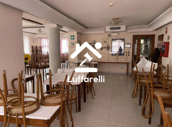 Immagine di ATTIVITÀ RICETTIVE / SCOPO COMMERCIALE VIALE G. BACCELLI – CHIANCIANO TERME